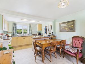 Kitchen- click for photo gallery